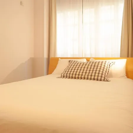 Avg Begona 4 Centro 아파트 *